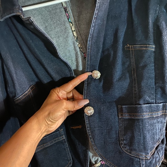 Dark denim jacket size 8 - Picture 4 of 4
